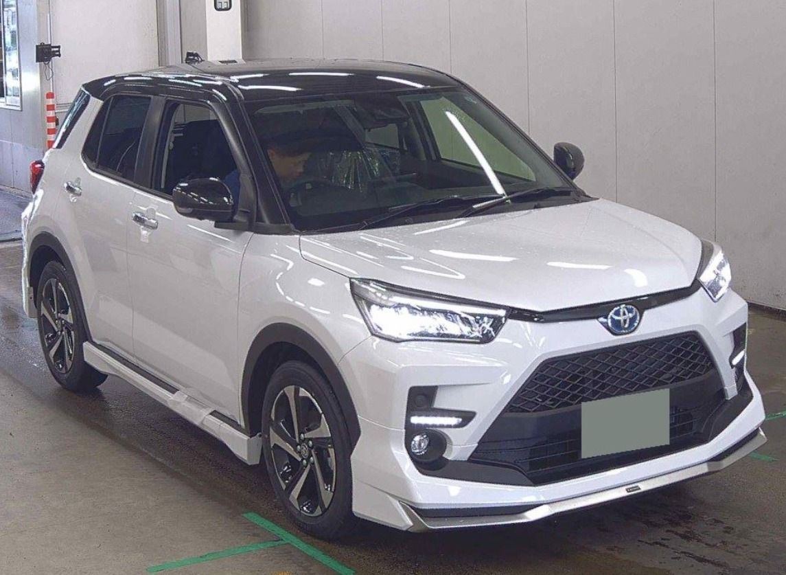Toyota Raize Hybrid Z
